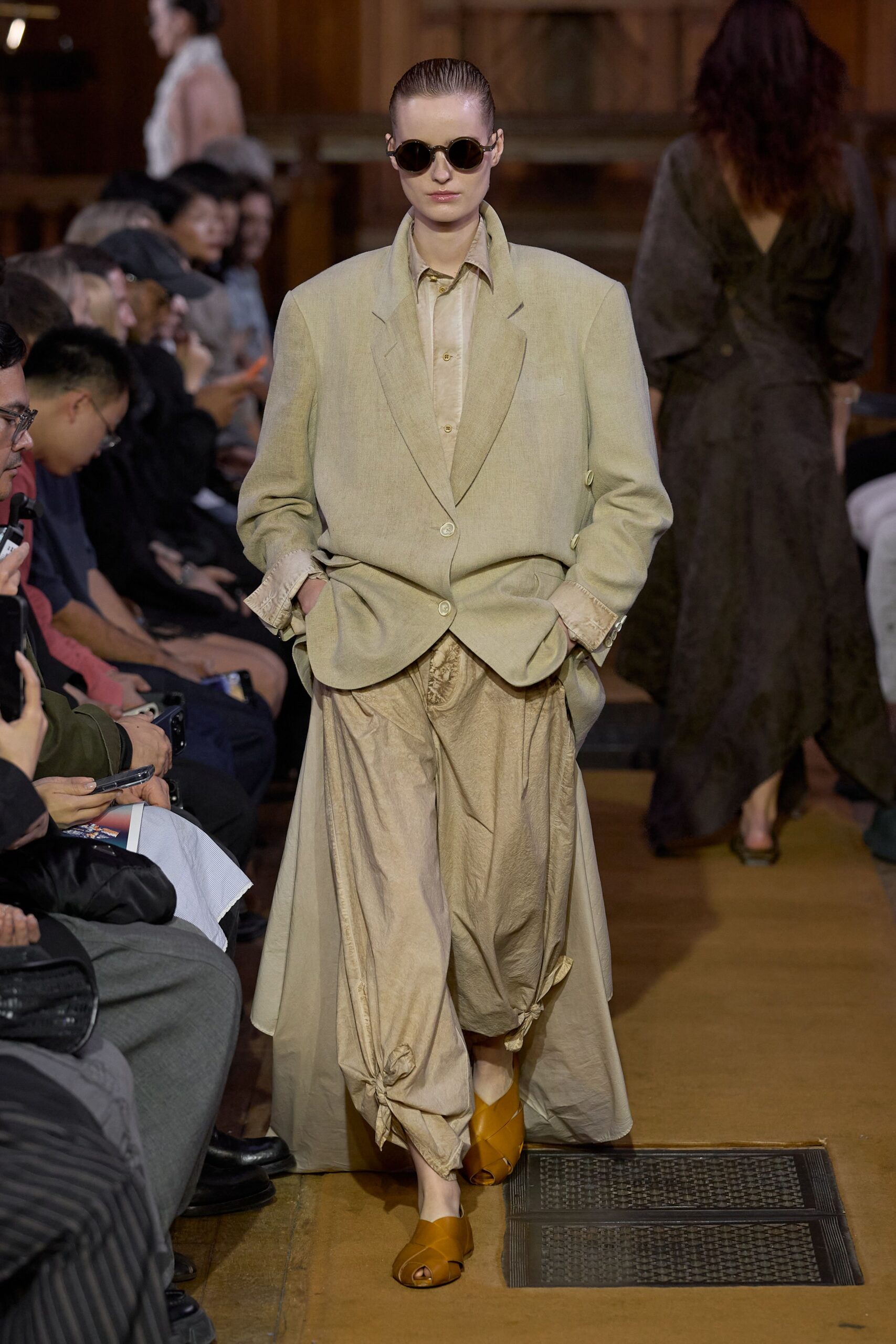 beige satin collared long-sleeve buttoned shiny shirt