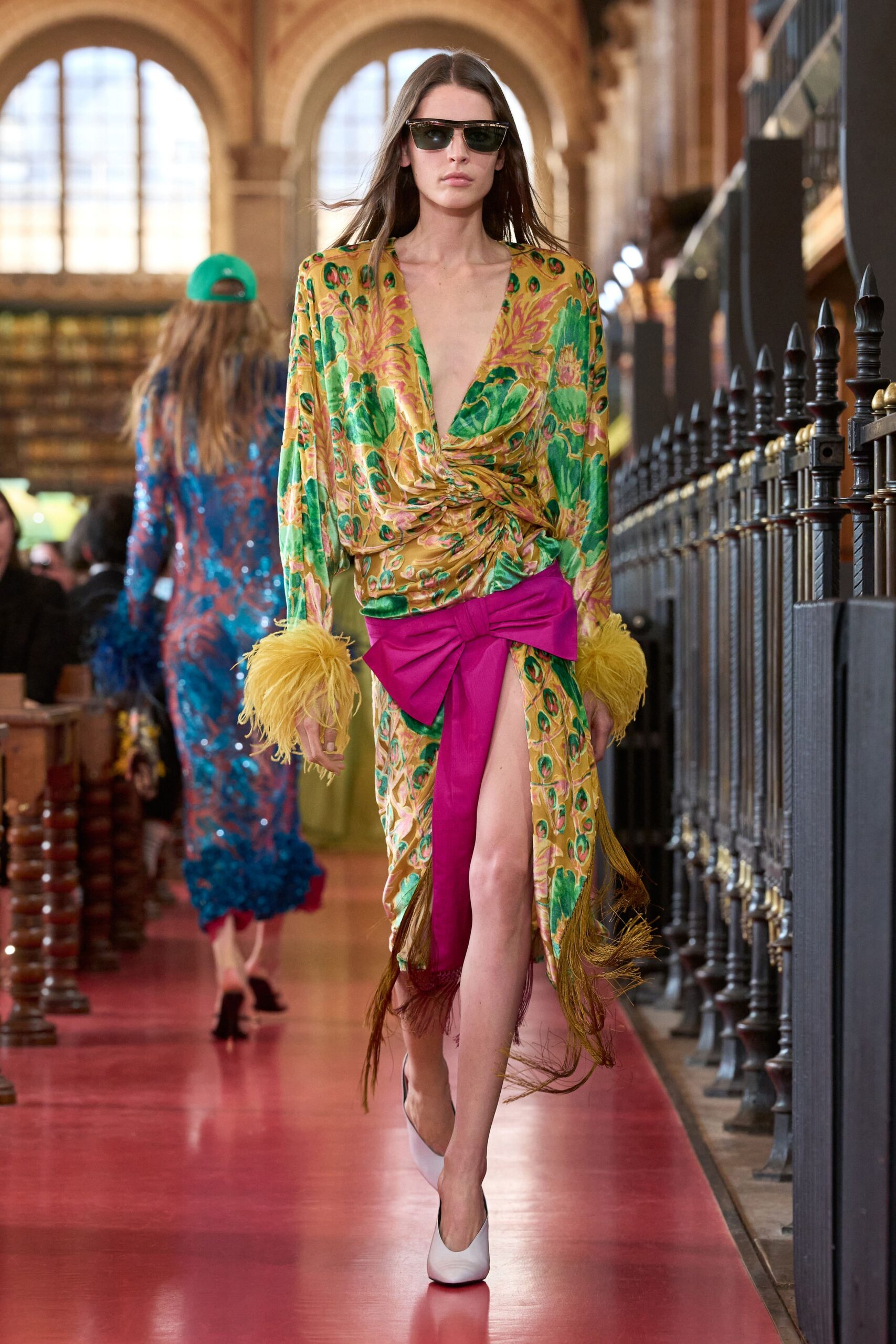 yellow satin long-sleeve low-cut printed draped dress
