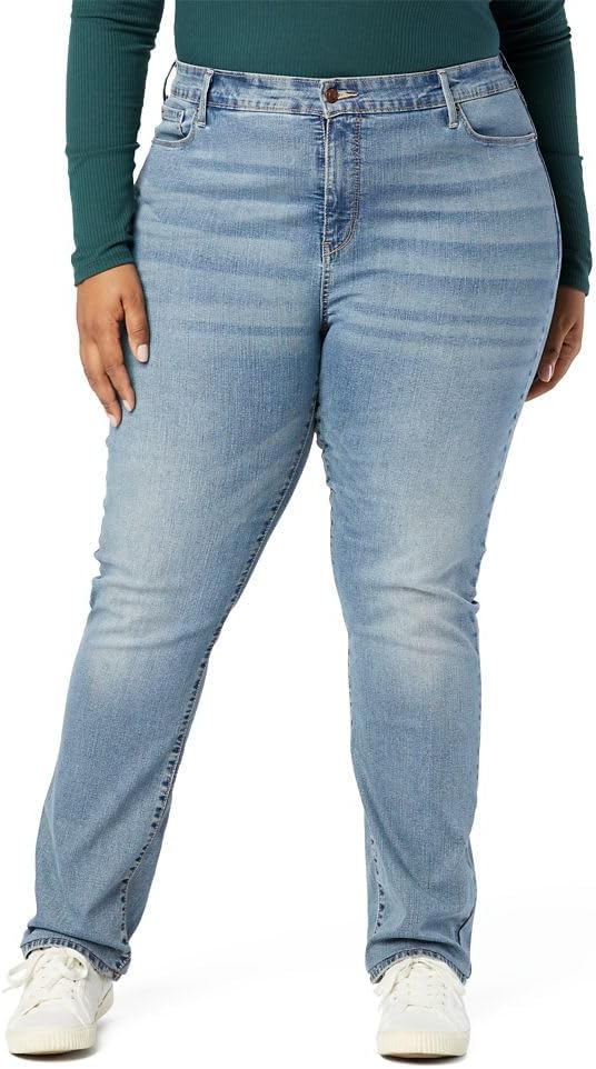 Signature by Levi Strauss &amp; Co. Gold Women&#39;s Curvy Totally Shaping Straight Jeans (Available in Plus Size)