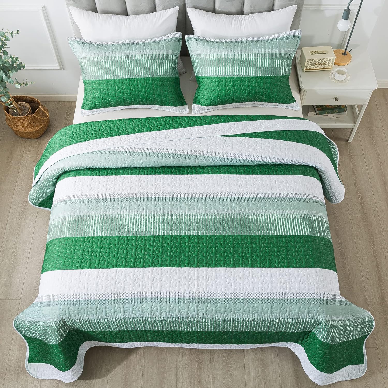 Andency Green Quilt Twin(68x86Inch), 2 Pieces (1 Striped Quilt and 1 Pillowcase) Patchwork Striped Bedspread Coverlet Set, Soft Microfiber Lightweight All Season Quilted Bedding Set