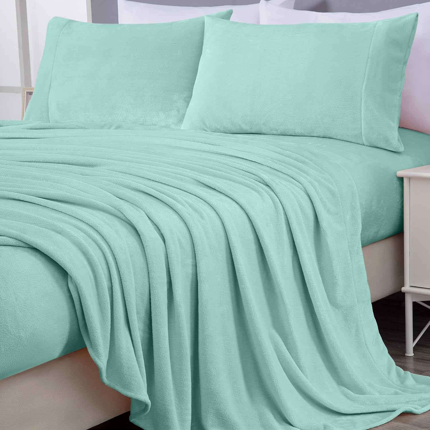 Chezmoi Collection Extra Soft Fleece Sheet Set California King, Microplush Non-Pilling Velvety Bed Sheet, Deep Pocket - Lightweight All Season Warmth, California King, Aqua