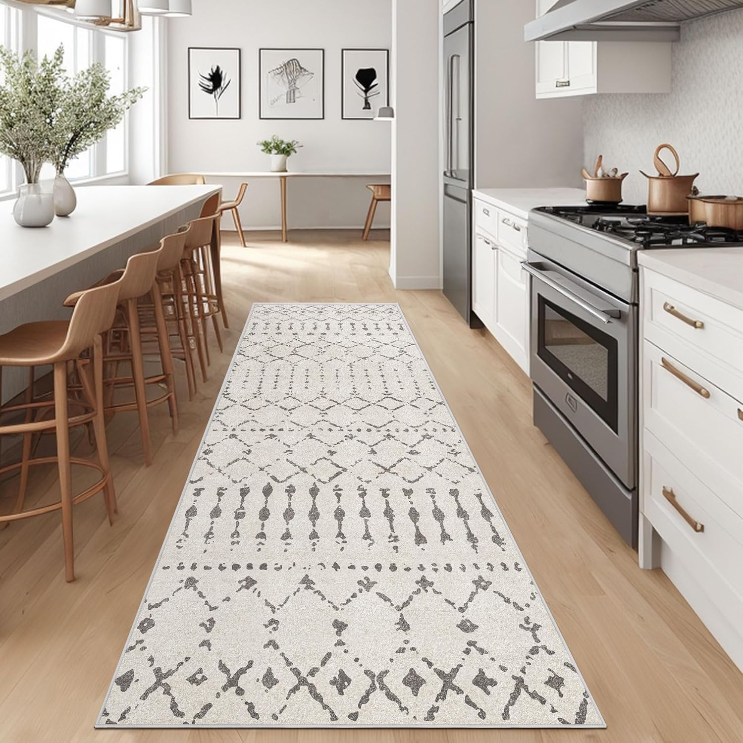 2'6''x8' Runner Rug for Entryway Indoor, Boho Kitchen Runner Rug Non Slip Washable Runner Rugs with Rubber Backing Soft Carpet Runner for Kitchen Laundry Bedroom, Off White/Grey