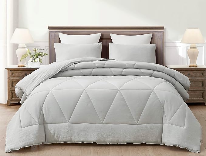 Chezmoi Collection Rory 2-Piece Triangle Quilted Microfiber Comforter Set - Soft Washed Lightweight Geometric Bedding, Twin, Light Gray