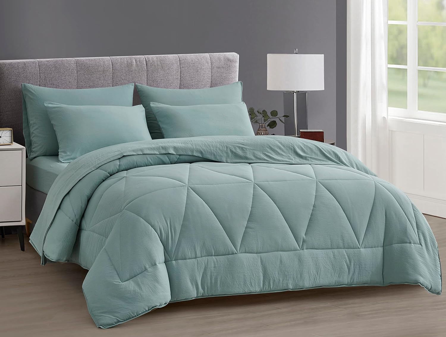 Chezmoi Collection Jasper Queen Bed in a Bag 7-Pieces Triangle Geometric Quilted Soft Washed Double Brushed Microfiber Comforter with Sheets Lightweight All Season Bedding Set (Queen, Aqua)