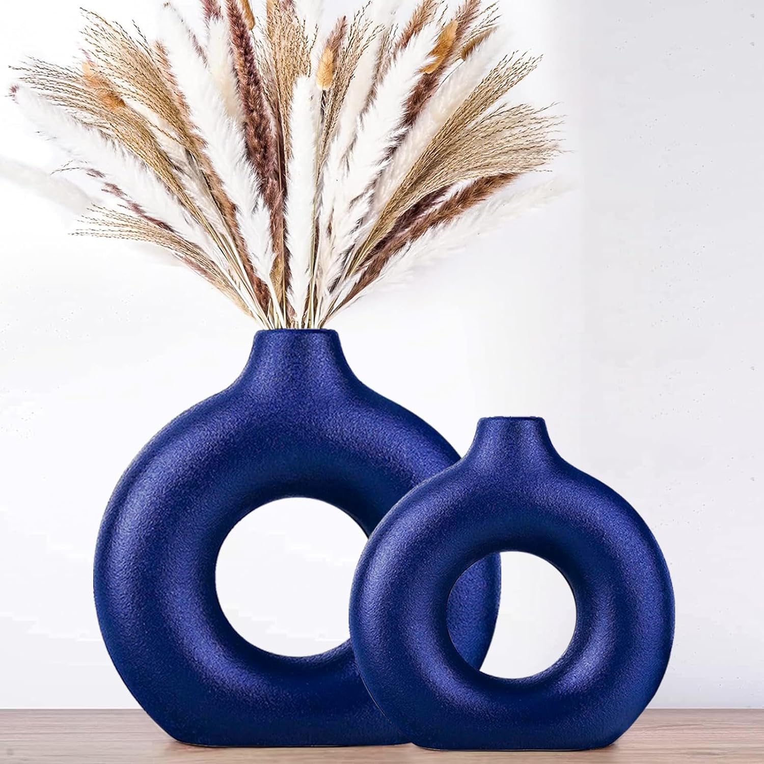 Blue Ceramic Vase for Modern Home Decor,Round Matte Pampas Flower Vases Minimalist Nordic Boho Ins Style for Wedding Dinner Table Party Living Room Office Bedroom, Decorative Gift��