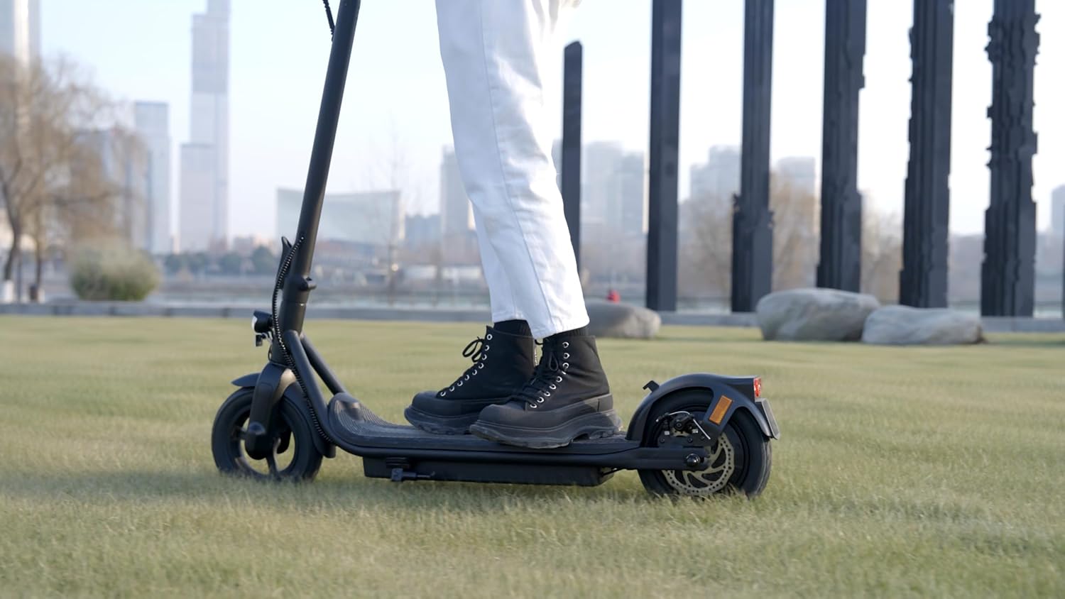 Rictor Electric Kick Scooter AERO-M16 Series for Adults,10-inch InflatableTires 15.5miles Range, 15.5 Mph Power by 250W Motor