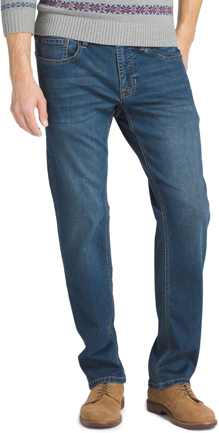 IZOD Men's Comfort Stretch Straight Fit Jean