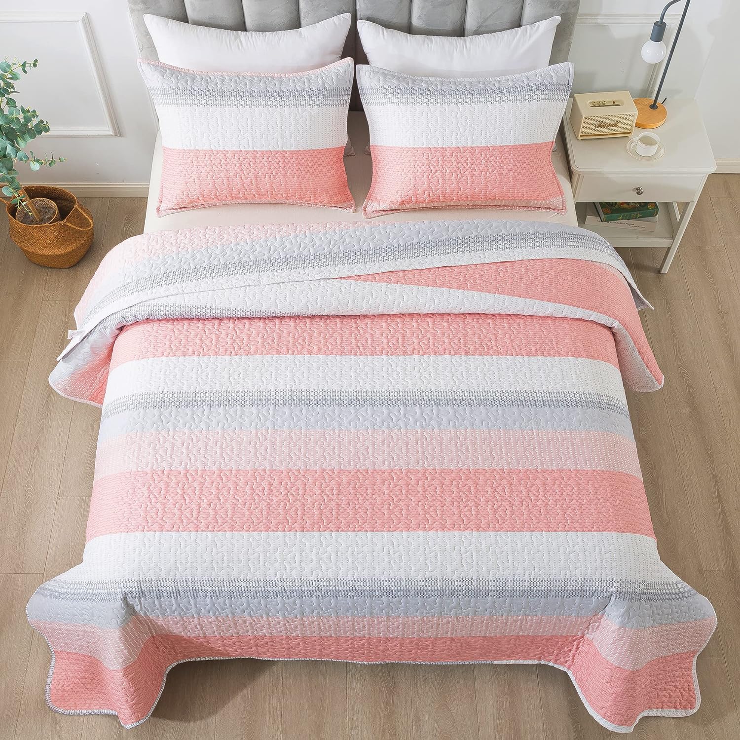 Andency Pink Quilt King(106x96Inch), 3 Pieces (1 Striped Quilt and 2 Pillowcases) Patchwork Striped Bedspread Coverlet Set, Soft Microfiber Lightweight All Season Quilted Bedding Set