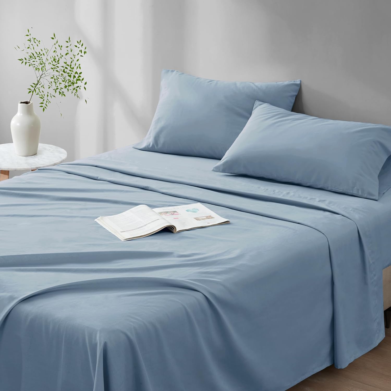 Comfort Spaces 100% Cotton Sheet Set Breathable, Lightweight, Soft with 14 Elastic Pocket Fits up to 16 Mattress, All Season Cozy Bedding, Matching Pillow Case, Cal King Blue 4 Piece