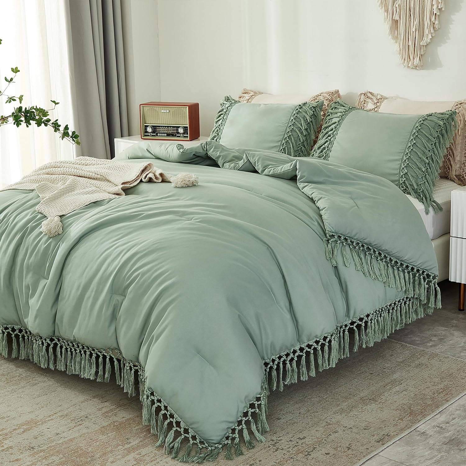 Andency Sage Green Comforter Set Queen Size, 3 Pieces Boho Tassel Lightweight Vintage Soft Bedding Comforter Sets, All Season Fluffy Fringe Bed Set (90x90In Comforter & 2 Pillowcases)