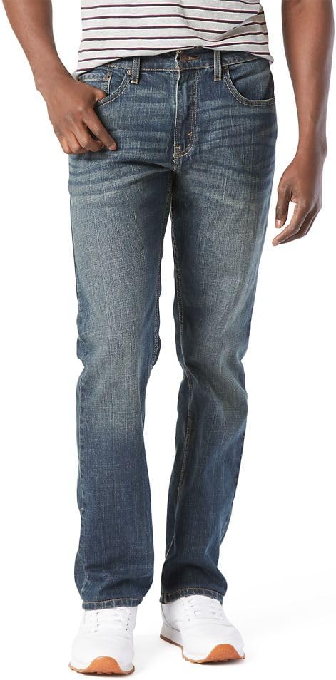 Signature by Levi Strauss & Co. Gold Label Men's Relaxed Fit Flex Jeans