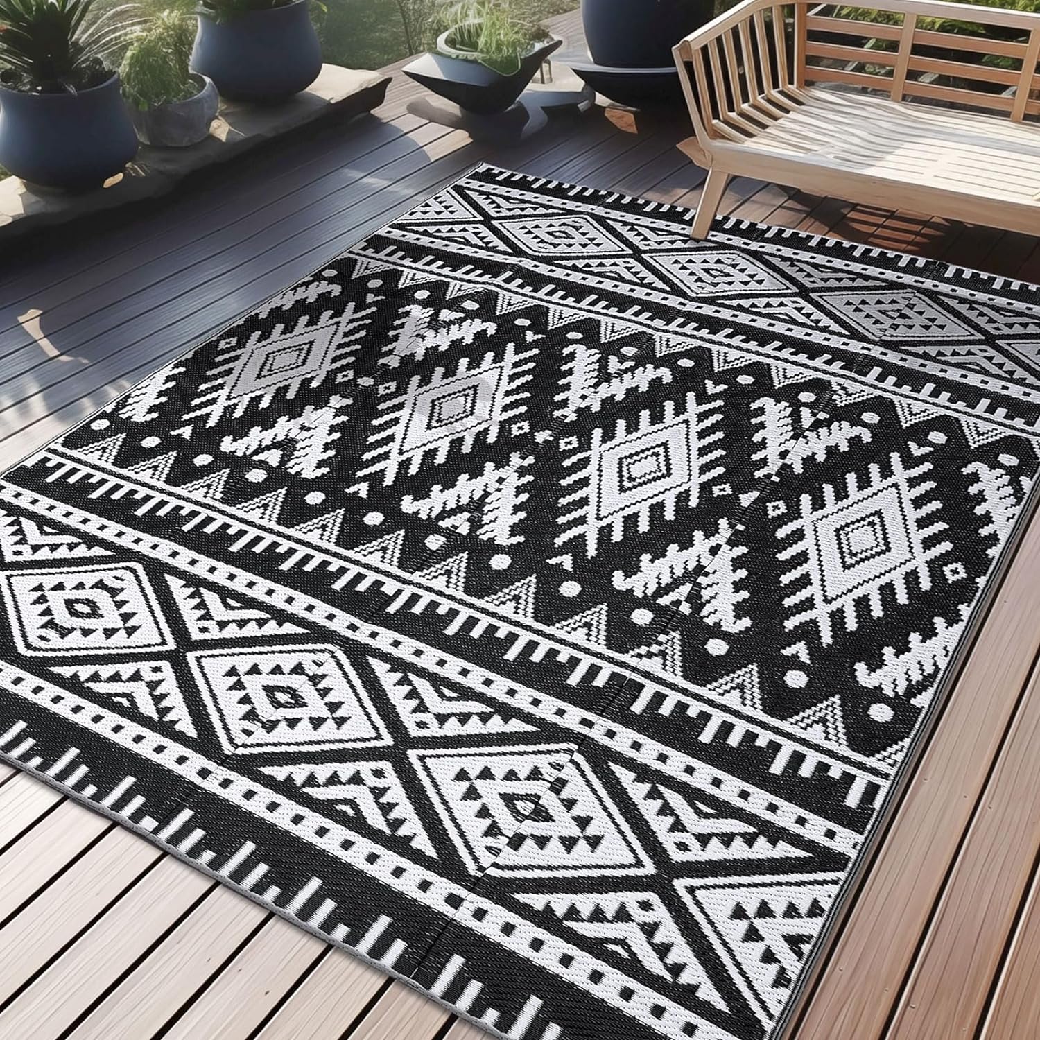 OLANLY Outdoor Rug Waterproof 5x8 ft, Reversible Outdoor Plastic Straw Rug, Boho Patio Rug, Indoor Outdoor Carpet, RV Mat Outside for Patio, Camp, Picnic, Balcony, Deck, Backyard, Black & White