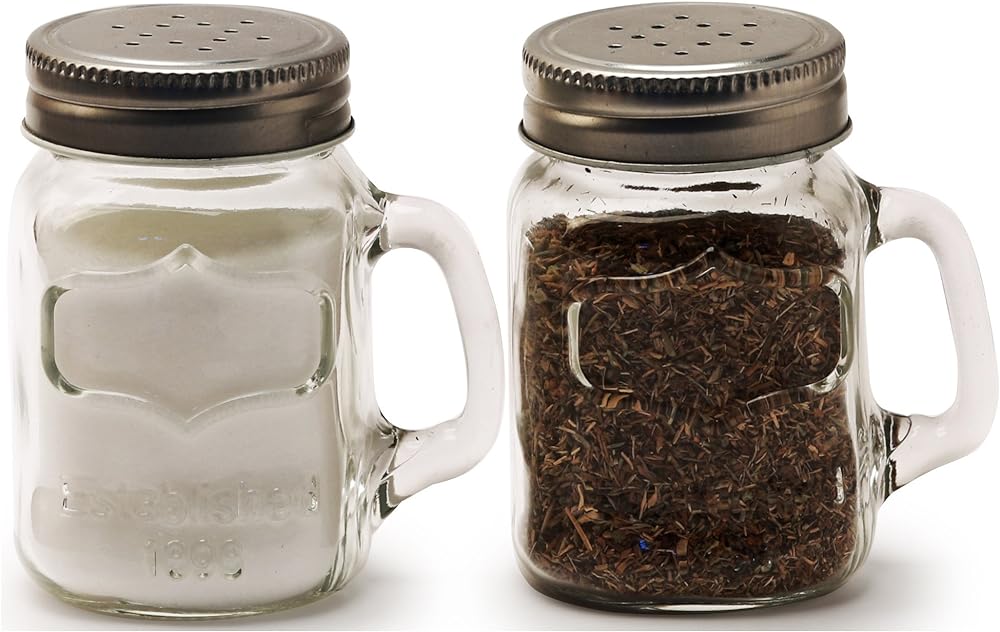 These glass salt/pepper shakers look very nice. I love the handle for easier grip. Just what so was looking for!