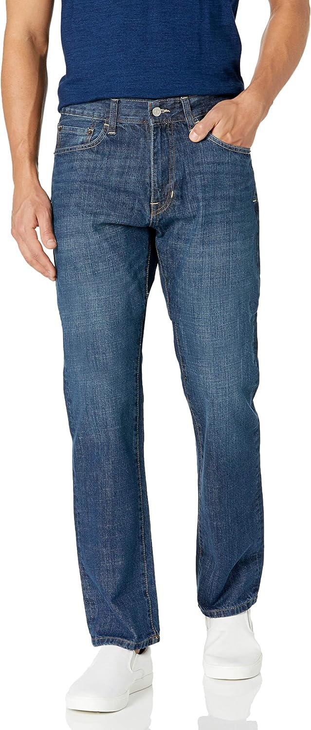 IZOD Men's Rigid Denim and Regular Fit