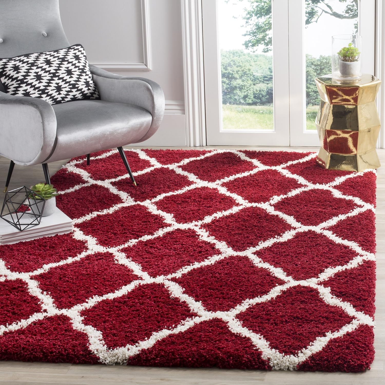 SAFAVIEH Hudson Shag Collection Area Rug - 5'3 x 7'6, Red & Ivory, Moroccan Trellis Design, Non-Shedding & Easy Care, 2-inch Thick Ideal for High Traffic Areas in Living Room, Bedroom (SGH283R)